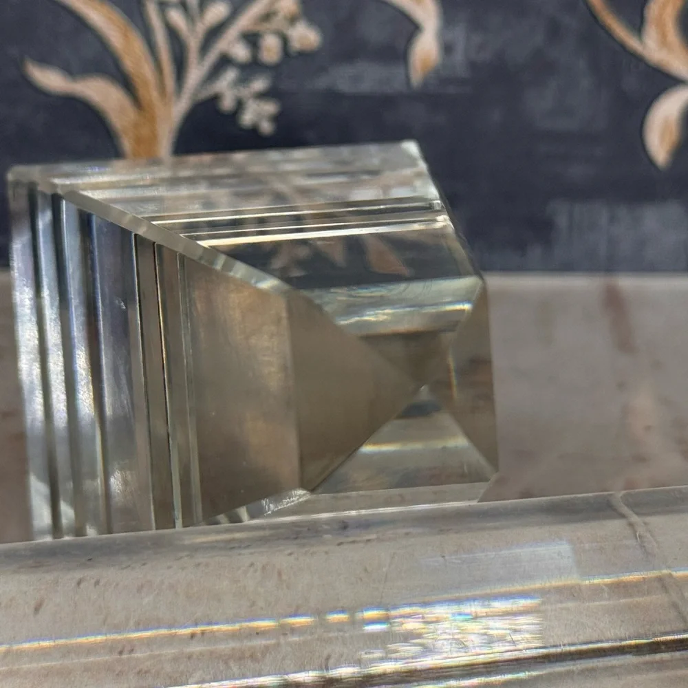 Vintage Cut Glass Crystal Obelisk Paperweight Art Deco Style - Picture 7 of 9